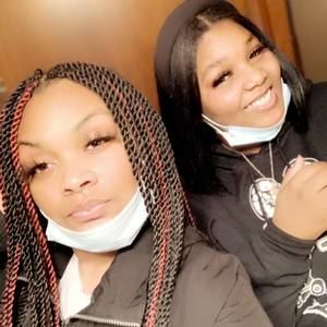 Meet your Posher, Kevia